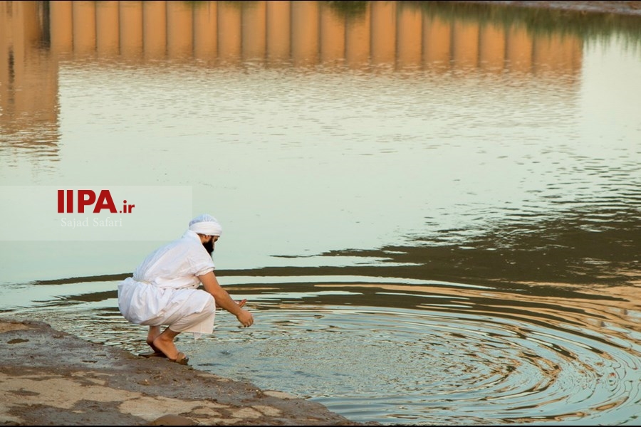   مراسم غسل تعمید صابئین مندایی 