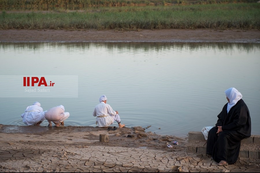   مراسم غسل تعمید صابئین مندایی 