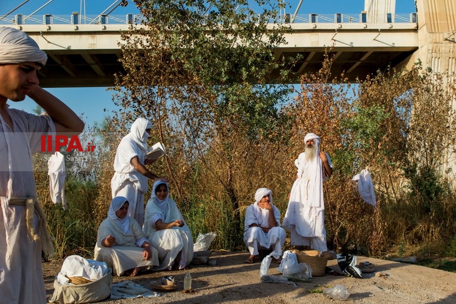   مراسم غسل تعمید صابئین مندایی 