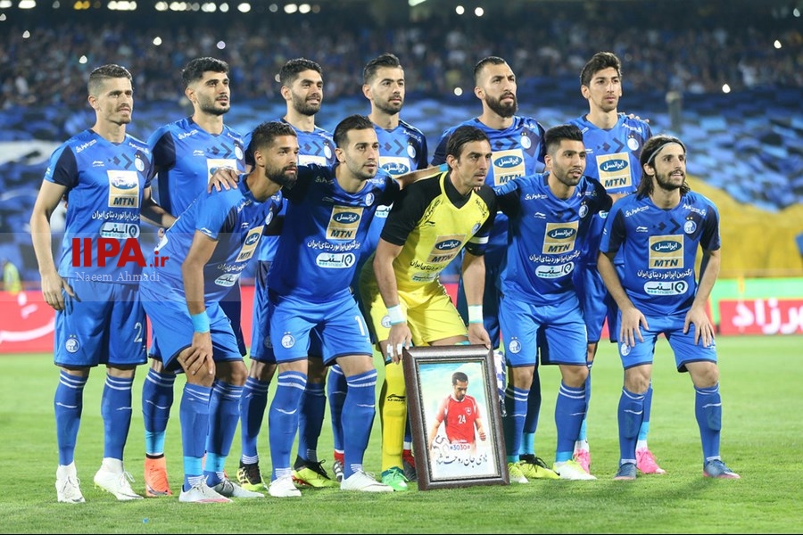   دیدار تیم های فوتبال استقلال و پرسپولیس