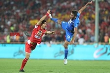   دیدار تیم های فوتبال استقلال و پرسپولیس