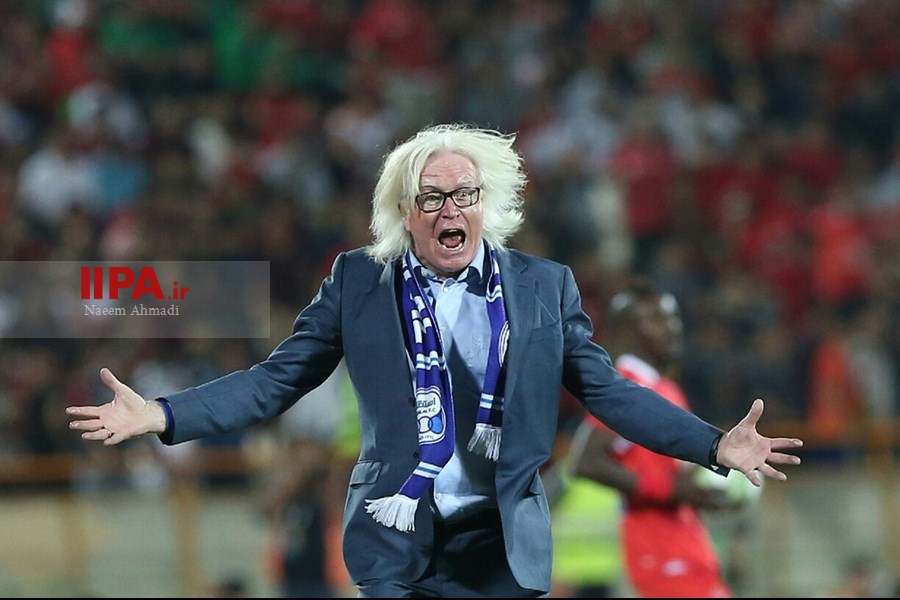   دیدار تیم های فوتبال استقلال و پرسپولیس