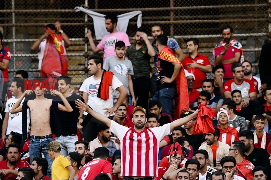   دیدار تیم های استقلال و پرسپولیس-2