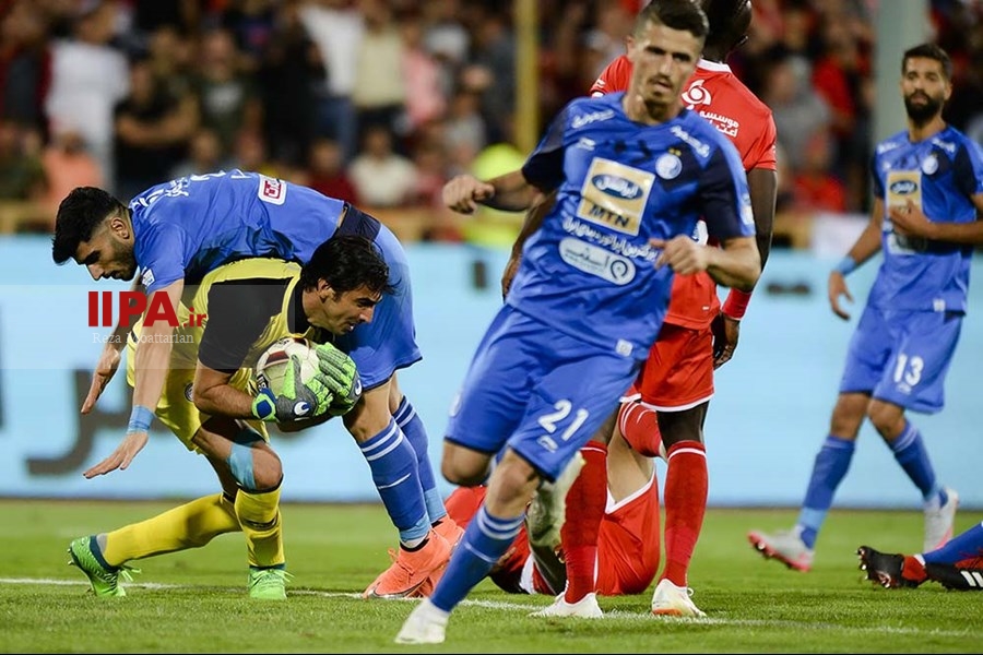   دیدار تیم های استقلال و پرسپولیس-2