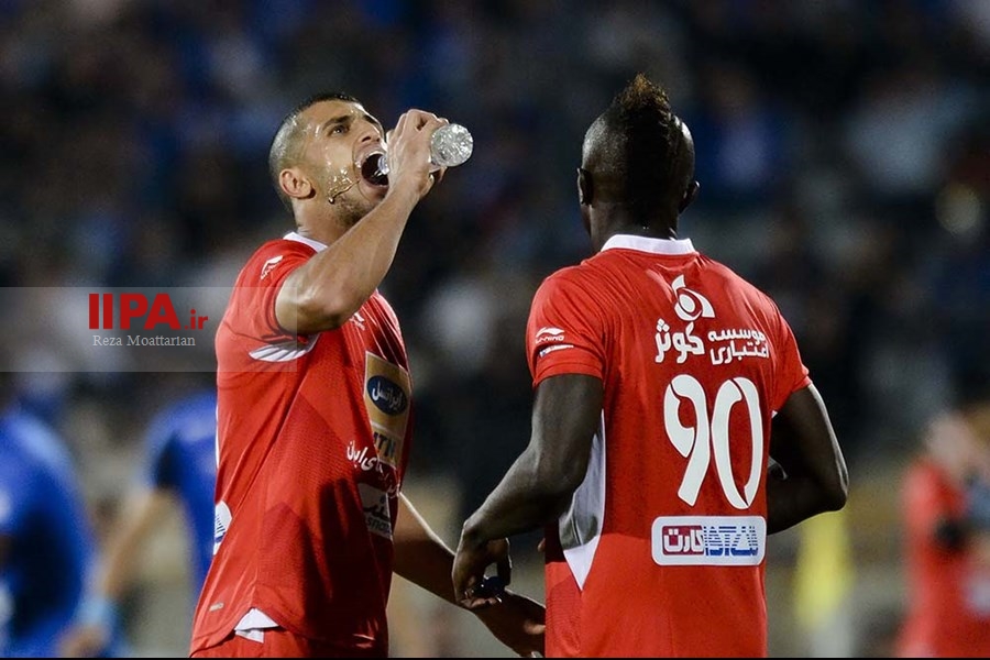   دیدار تیم های استقلال و پرسپولیس-2