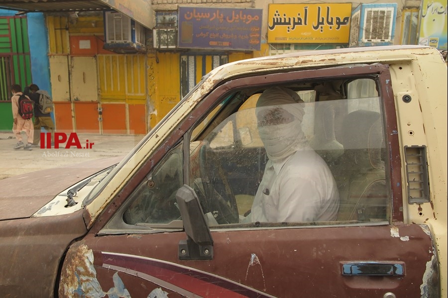   یک روز از 120روز طوفان سیستان