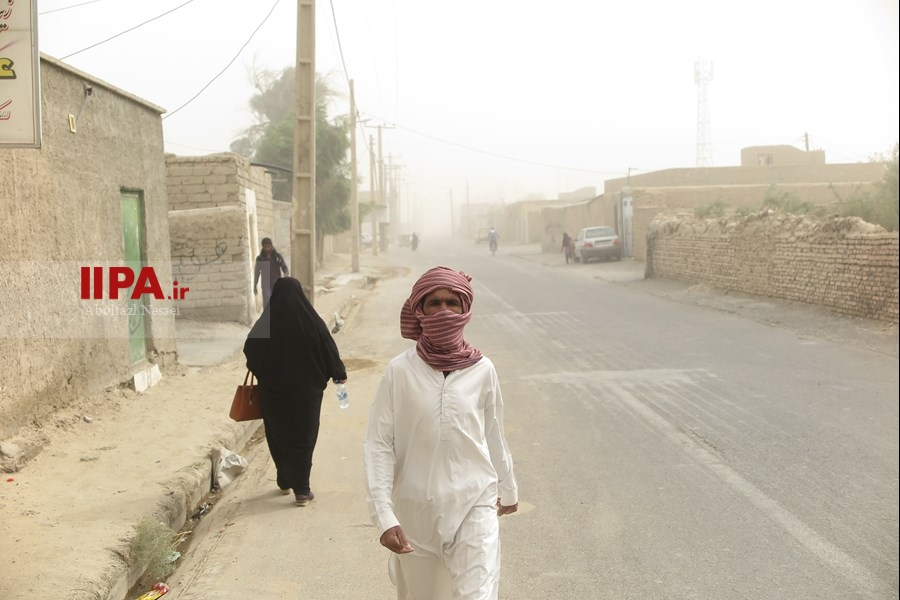   یک روز از 120روز طوفان سیستان