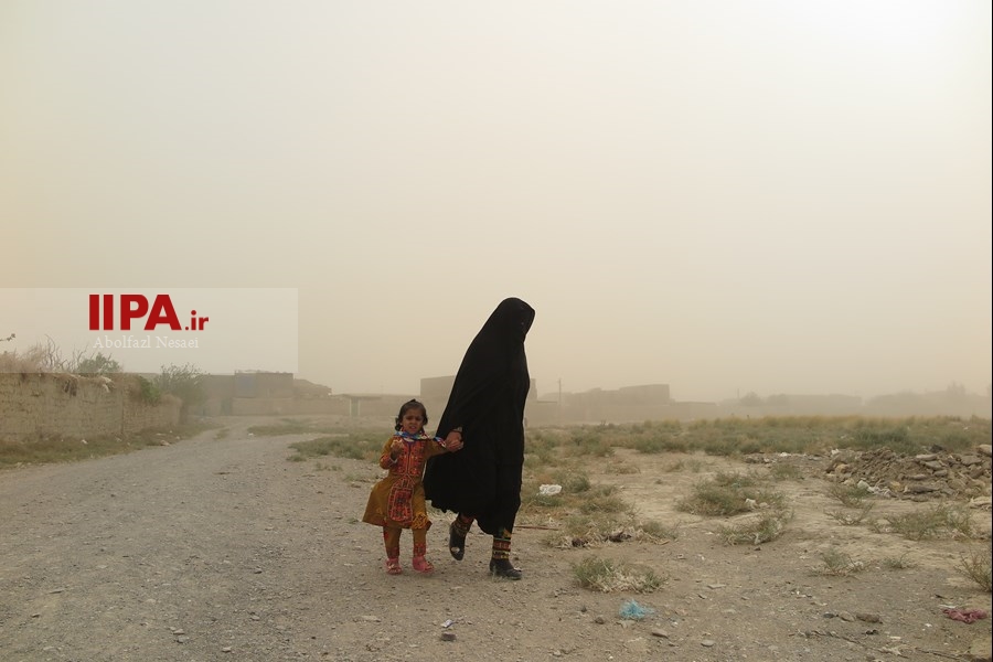   یک روز از 120روز طوفان سیستان