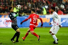   دیدار فوتبال پرسپولیس و تراکتور سازی