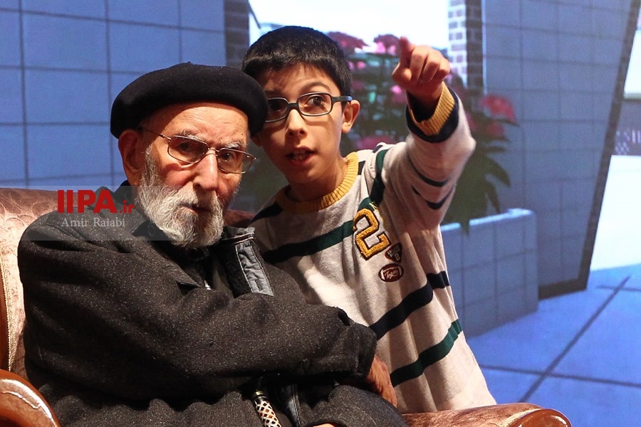  تجلیل از محمد علی موحد