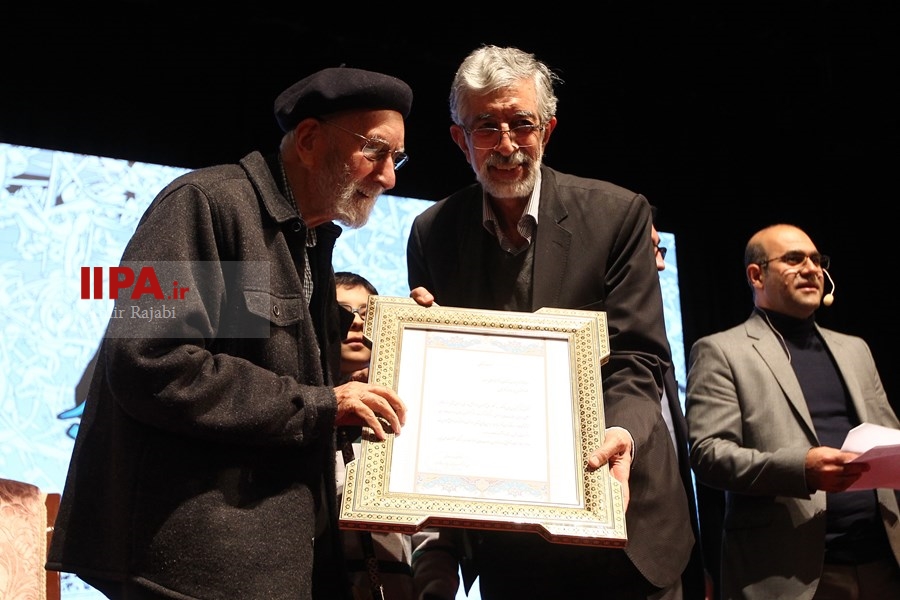   تجلیل از محمد علی موحد