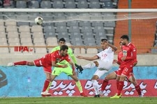   دیدار تیم های فوتبال پرسپولیس و پدیده