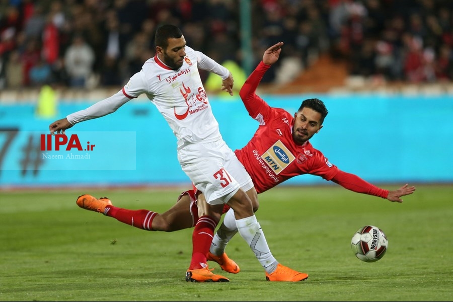   دیدار تیم های فوتبال پرسپولیس و پدیده