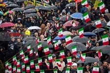   راهپیمایی ۲۲ بهمن در تهران /2