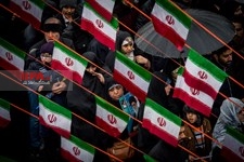   راهپیمایی ۲۲ بهمن در تهران /2