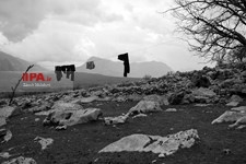 در روستاهای کتگ اکثر زنان و دختران تحصیلات خود را در مقطع ابتدایی رها می کنند؛ ظریب محرومیت در این منطقه 9 میباشد، در این روستا تنها یک مدرسه آن هم در مقطع ابتدایی برای بچه ها وجود دارد.