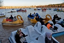   رونق دوباره زاینده رود