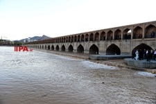   رونق دوباره زاینده رود