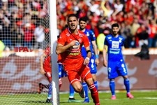   دیدار تیم های استقلال و پرسپولیس تهران2