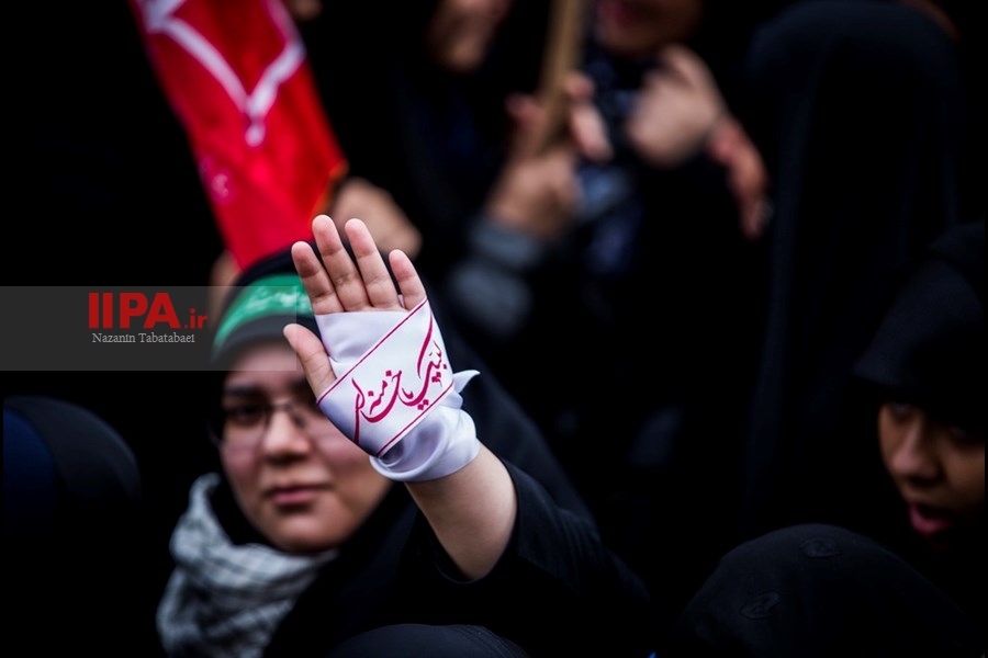   راهپیمایی 13 آبان در تهران /2