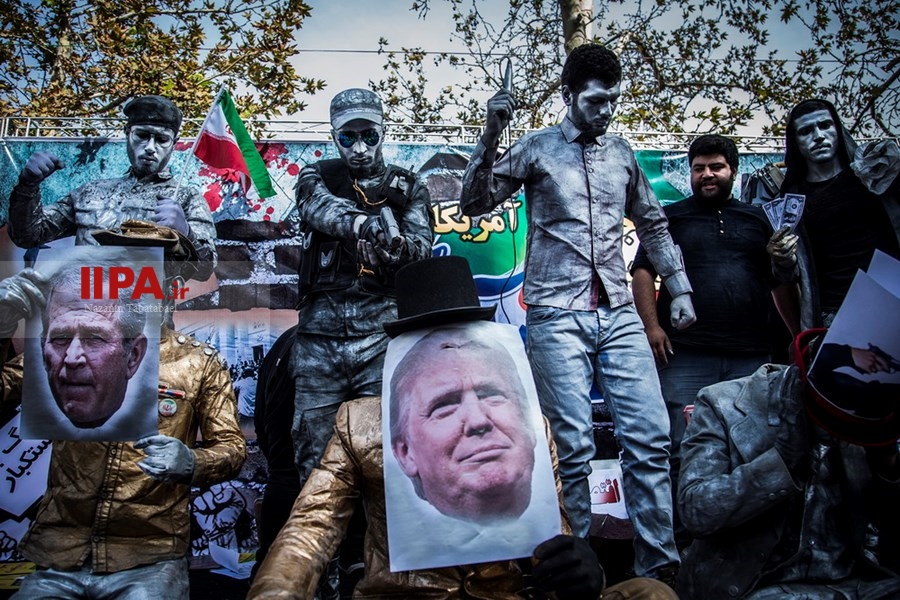   راهپیمایی 13 آبان در تهران /2