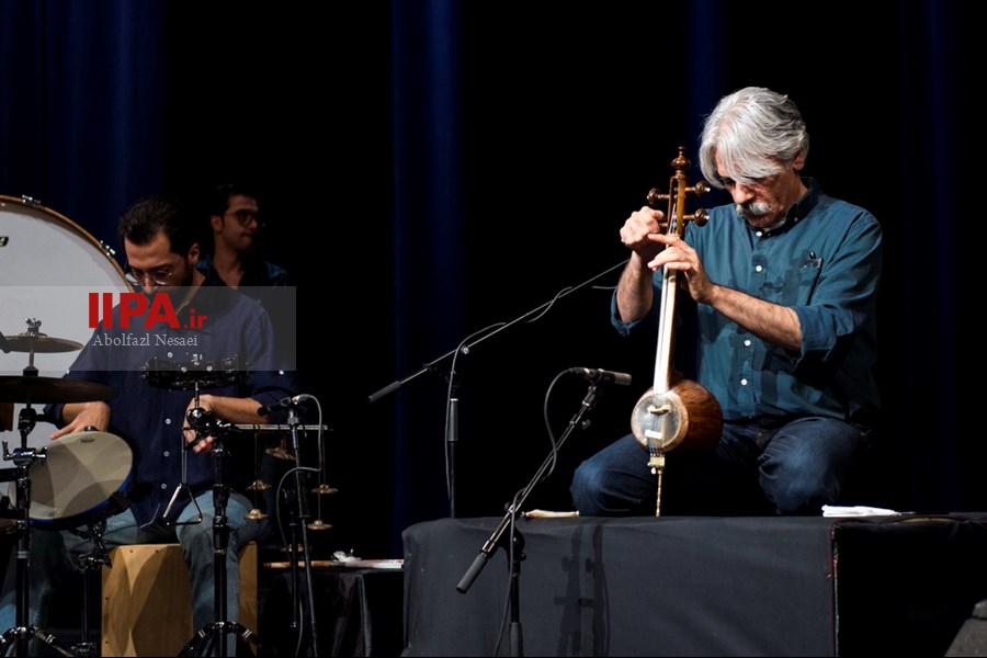   گروه کلهر پیش از اجرا