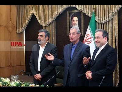نشست خبری مشترک پس از پایان مهلت ۶۰ روزه ایران به اروپایی ها