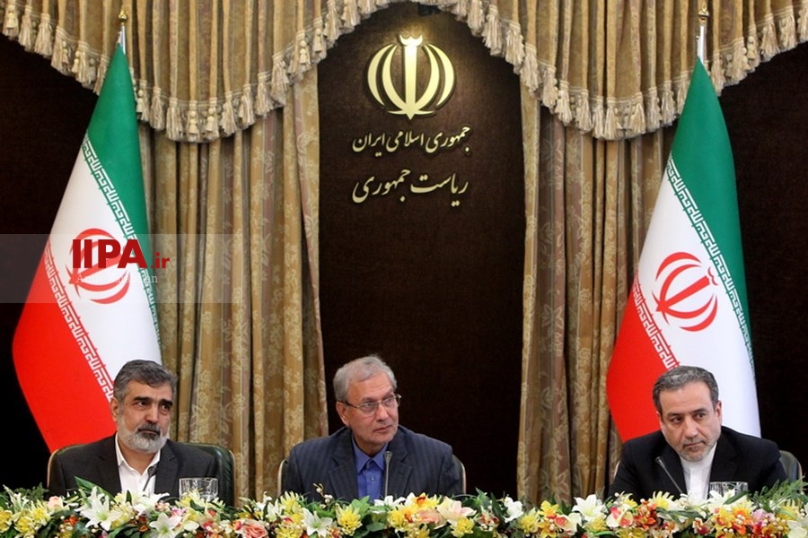   نشست خبری مشترک پس از پایان مهلت ۶۰ روزه ایران به اروپایی ها