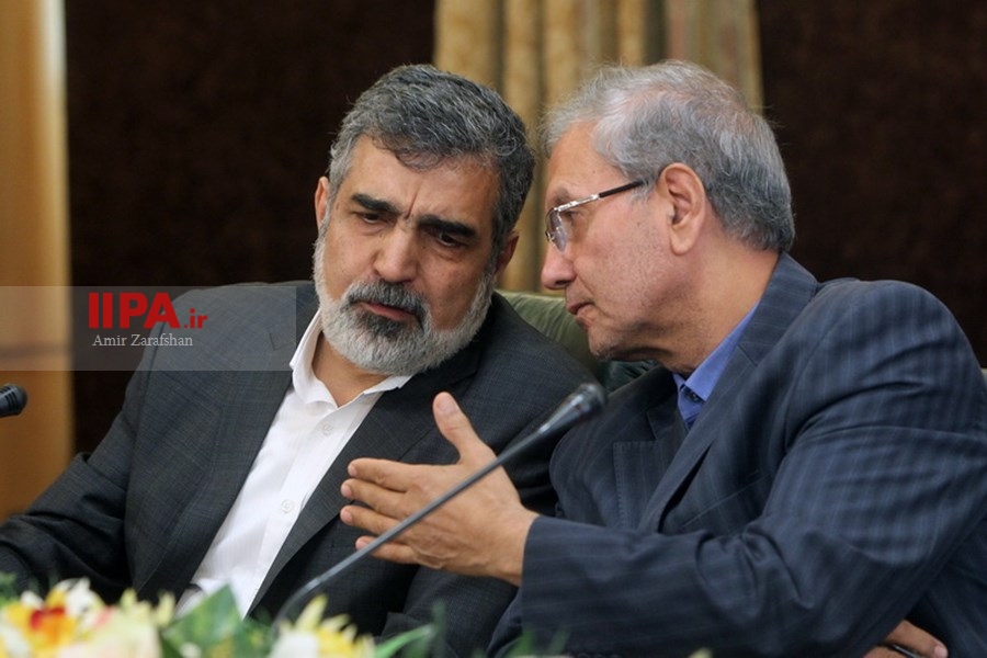   نشست خبری مشترک پس از پایان مهلت ۶۰ روزه ایران به اروپایی ها
