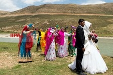   عروسی بختیاری ؛ رقص رنگ ها در طبیعت