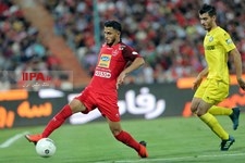 دیدار تیم‌های فوتبال پرسپولیس و پارس جنوبی  تیم فوتبال پرسپولیس در نخستین دیدار نوزدهمین دوره لیگ برتر برابر پارس جنوبی به برتری یک بر صفر رسید