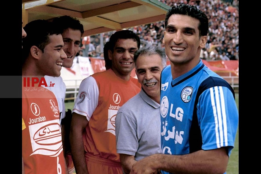   عکس های کمتر دیده شده از بازی استقلال و پرسپولیس 