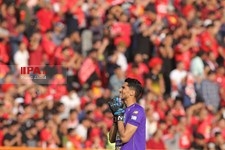  دیدار تیم های فوتبال استقلال و پرسپولیس