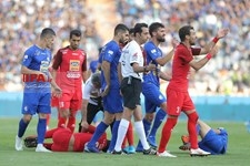   دیدار تیم های فوتبال استقلال و پرسپولیس