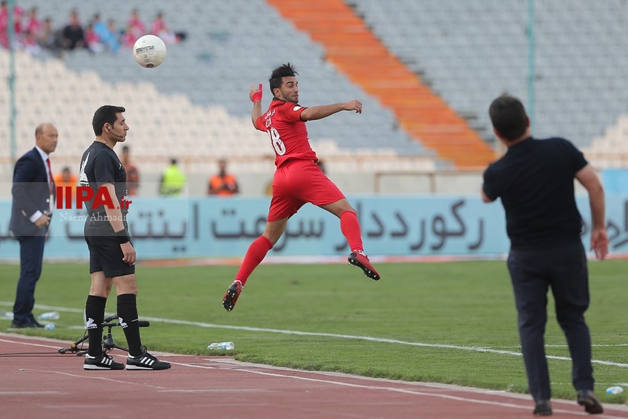   دیدار پرسپولیس و سپاهان اصفهان