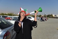   ورود تماشاگران زن به ورزشگاه آزادی