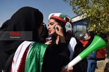   ورود تماشاگران زن به ورزشگاه آزادی