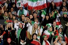   حضور تماشاگران زن در دیدار تیم های فوتبال ایران و کامبوج