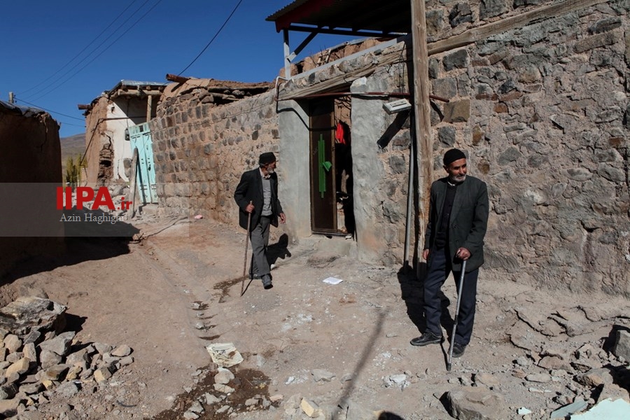   خسارات زلزله در روستای ورنکش