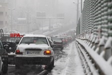   ترافیک در روز برفی در تهران