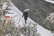   ترافیک در روز برفی در تهران