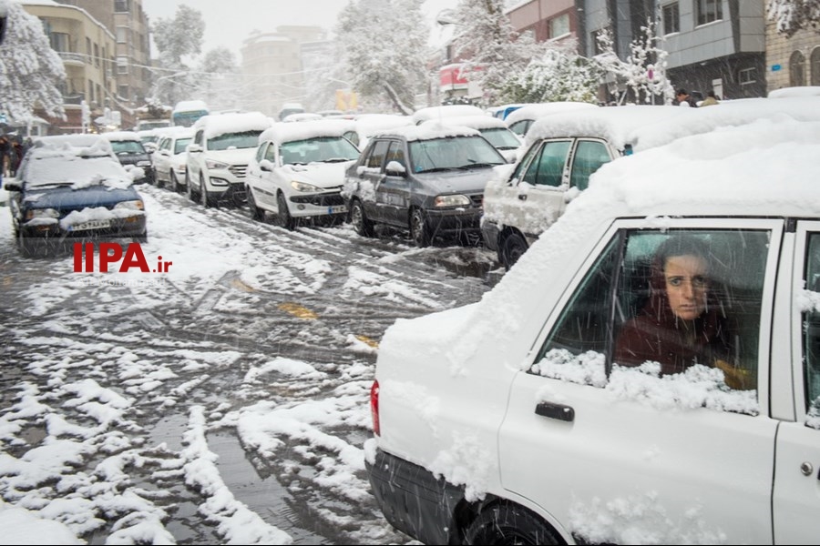   برف پاییزی در تهران