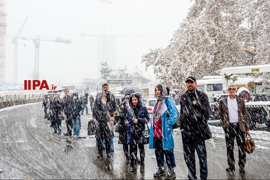   برف پاییزی در تهران