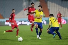   دیدار تیم های فوتبال پرسپولیس و نفت مسجد سلیمان