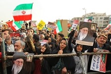   اجتماع مردم تهران در پی اعتراض به حوادث اخیر