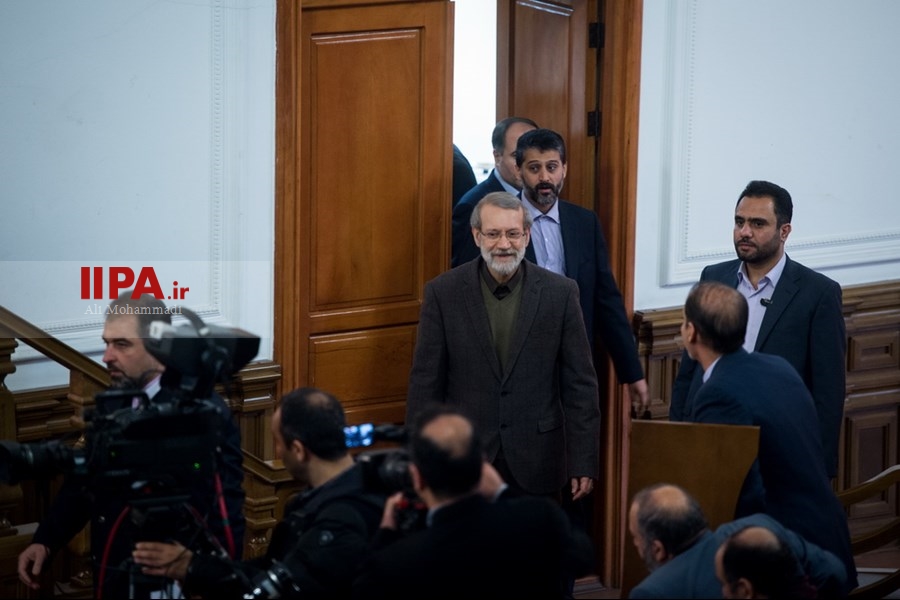   نشست خبری رییس مجلس
