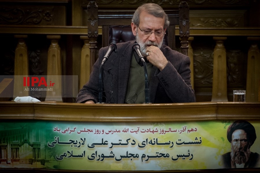   نشست خبری رییس مجلس