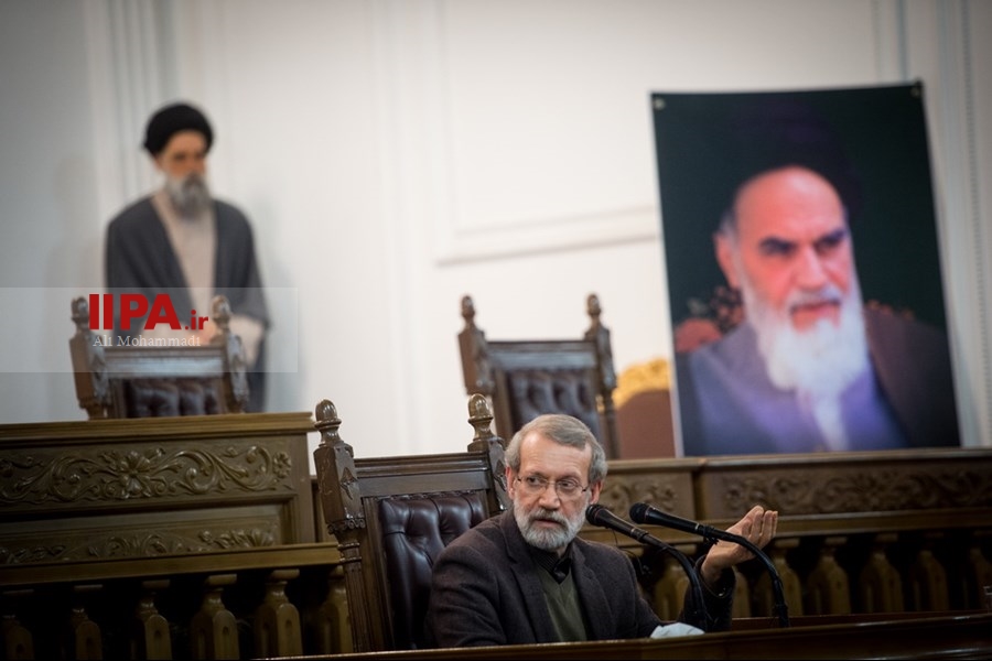   نشست خبری رییس مجلس