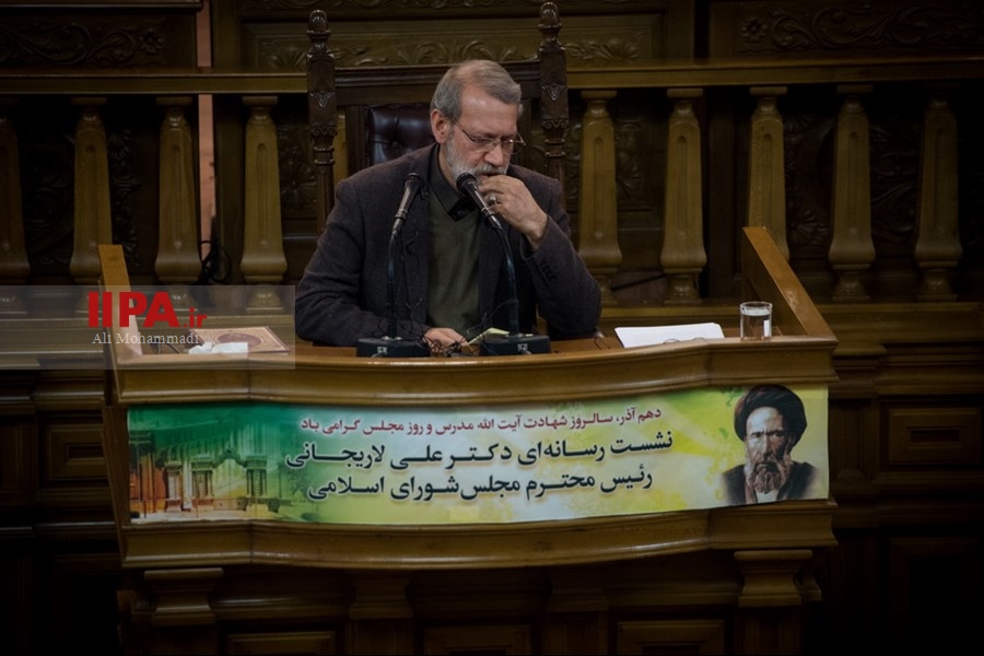   نشست خبری رییس مجلس