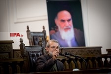   نشست خبری رییس مجلس